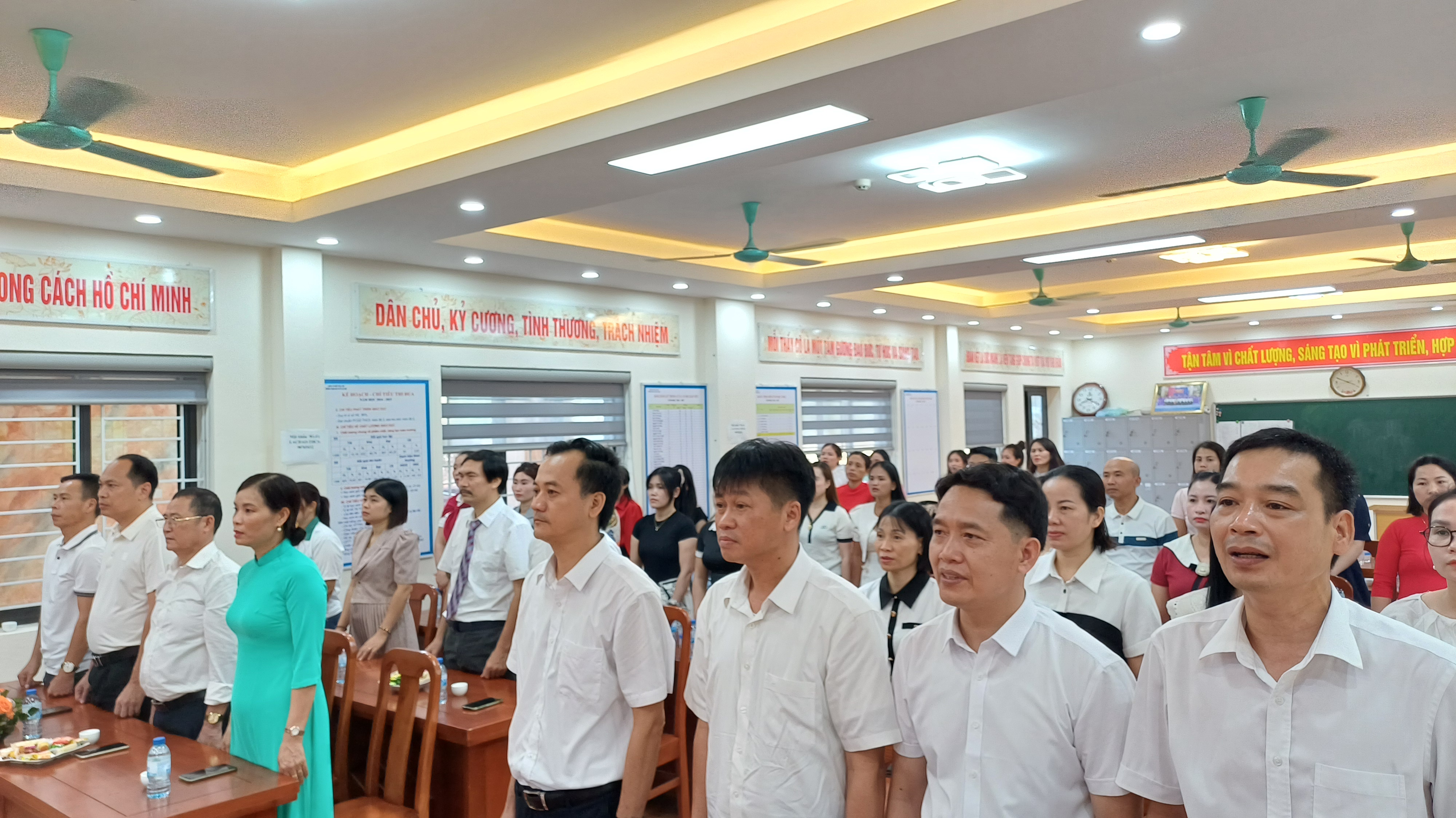 Tổ chức Lễ kỷ niệm 80 năm ngày thành lập Bộ Quốc gia Giáo dục (nay là Bộ Giáo dục và Đào tạo) và Khai giảng năm học 2025-2026.