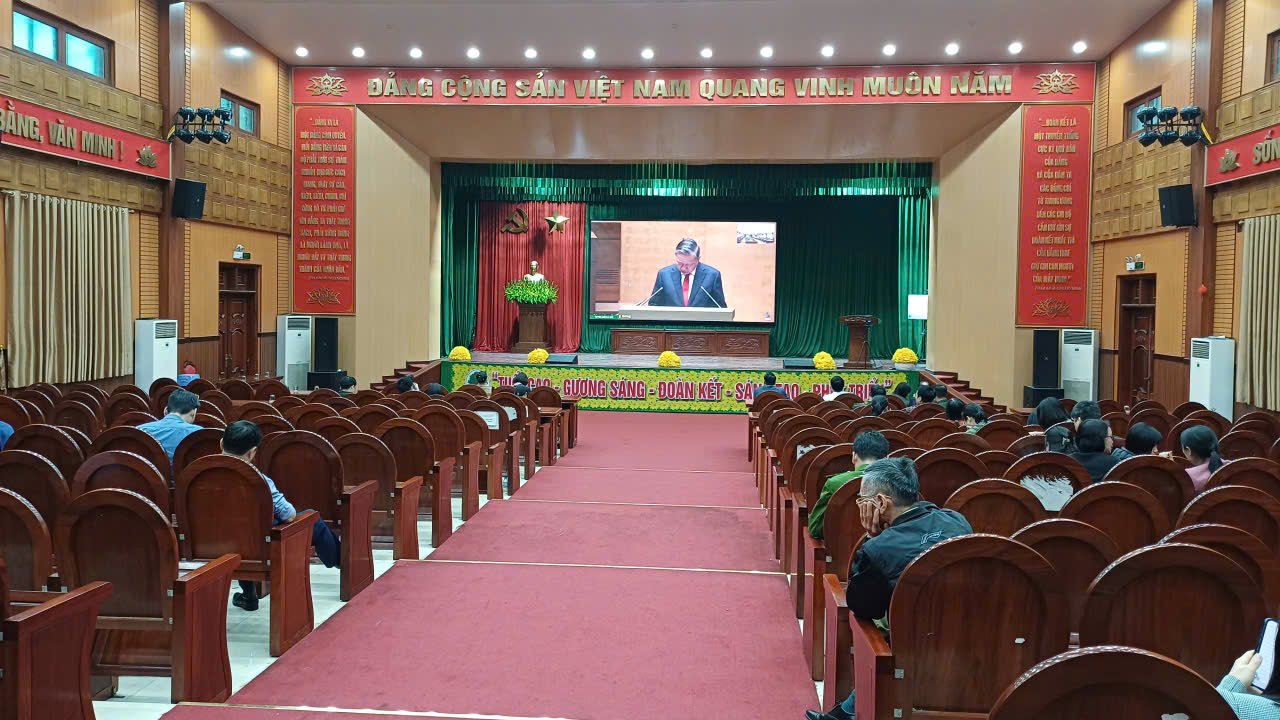 Hội nghị toàn quốc nghiên cứu, học tập, quán triệt và triển khai thực hiện Nghị quyết số 79 - NQ/TW về phát triển kinh tế Nhà nước và Nghị quyết số 80 - NQ/TW về phát triển văn hóa Việt Nam